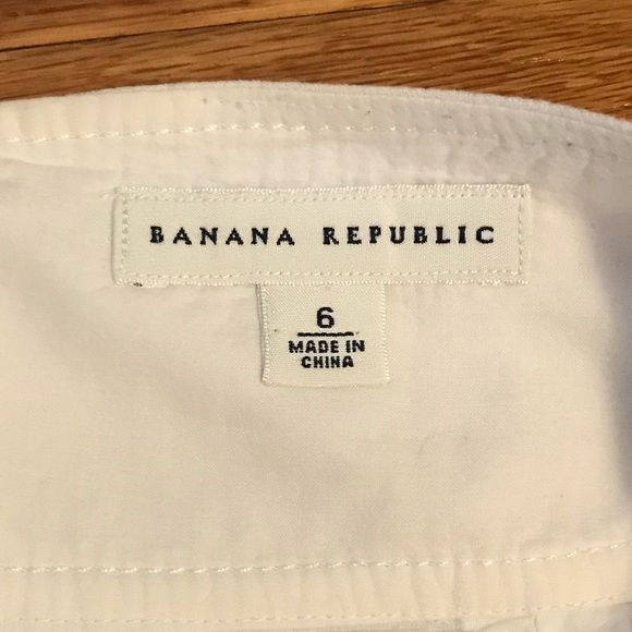 *DONATING 8/17* Banana Republic White Linen Skirt - Picture 2 of 5